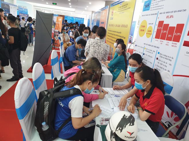 Ho Chi Minh City offers job opportunities to pandemic-affected labourers