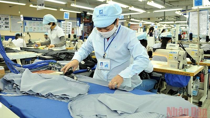Foreign direct investment in first 11 months up slightly
