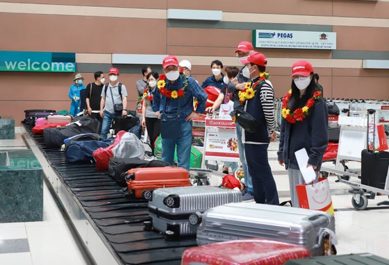 International tourist arrivals to Vietnam rise sharply in November