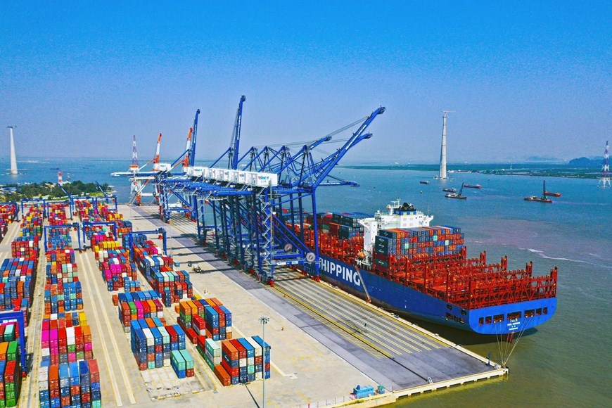 Exports of goods through seaports rise 4