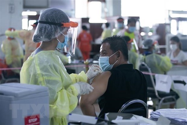 Laos records sharp drop in number of new COVID-19 cases
