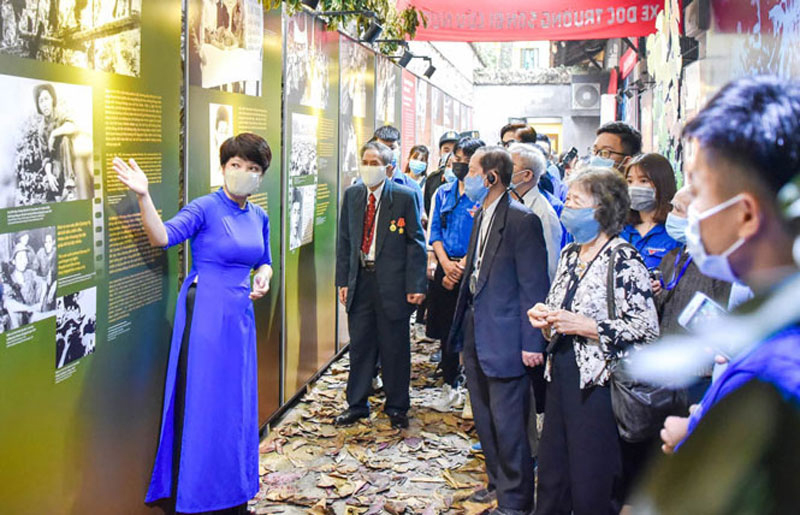 Some 14,000 tour guides receive support due to COVID-19 difficulty