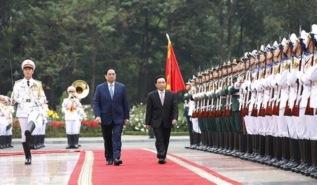 Vietnam, Laos agree to boost special ties