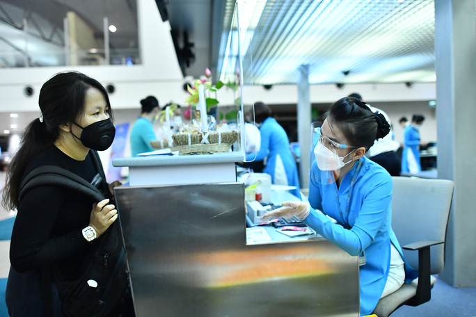 Ho Chi Minh City implements a five-step quarantine procedure for arriving passengers