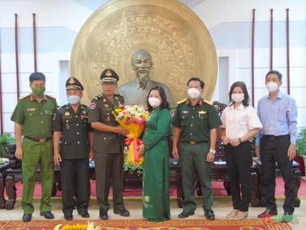 Royal Cambodian Gendarmerie delegation pays Tet visit to Soc Trang