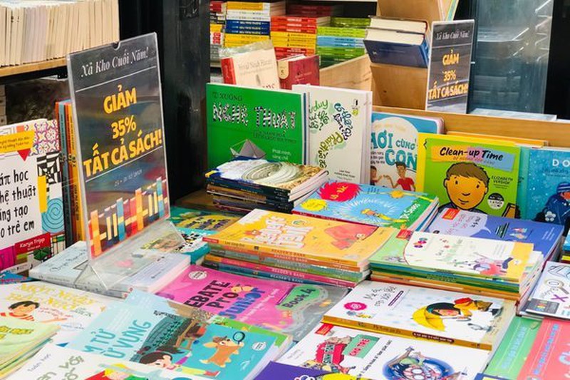 Six book publishers to participate in Trans-Vietnam Book Fair
