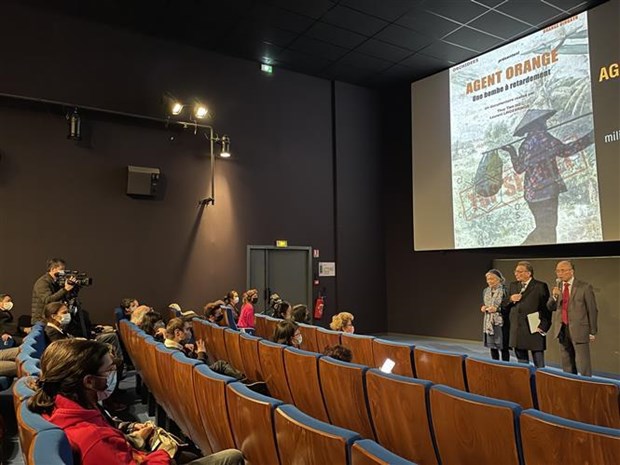 Film screening in France calls for support for Vietnam’s AO dioxin victims