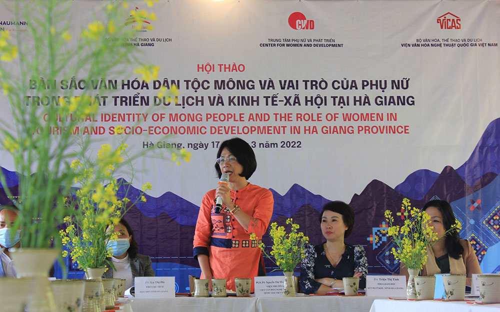 Mong ethnic cultural identity discussed in a workshop