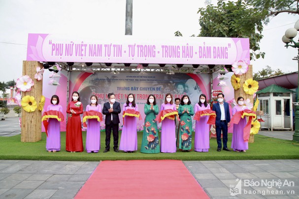 Photos on Vietnamese women in Uncle Ho’s heart on display in Nghe An