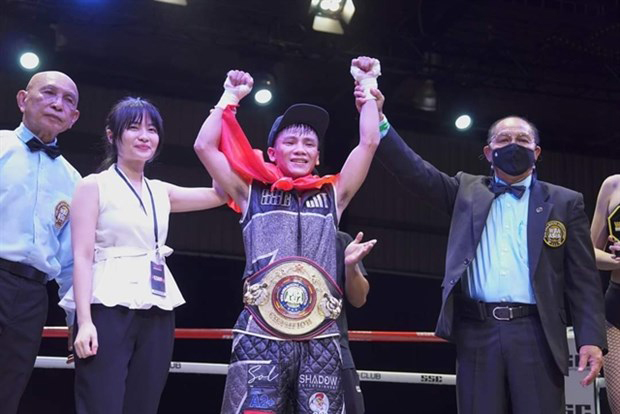 Vietnamese boxer secures WBA Asia title