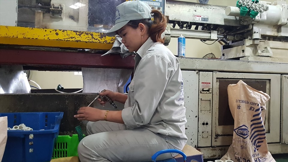 Country has some 34,600 newly-established enterprises in first quarter