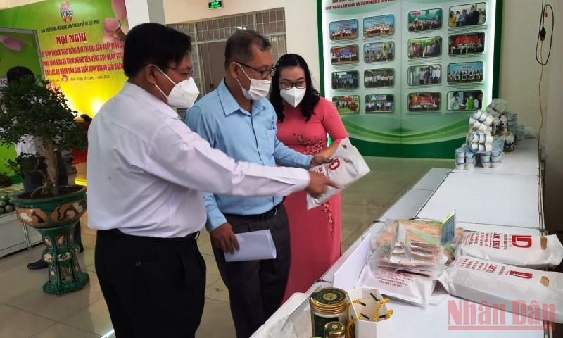 Ho Chi Minh City Excellent farmers in production and business honored
