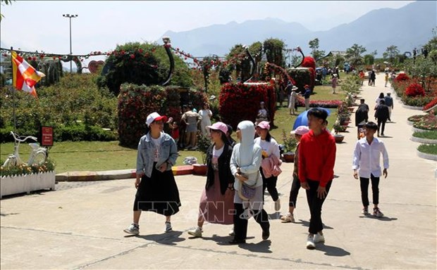 Lao Cai to welcome 4 million tourists in 2022