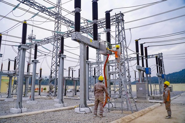 Southern city urgently puts power projects into operation