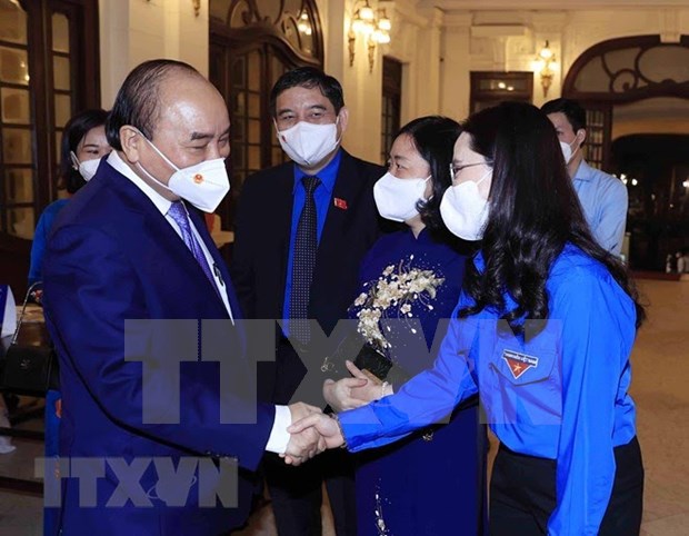 President attends ceremony to honour outstanding Vietnamese young faces