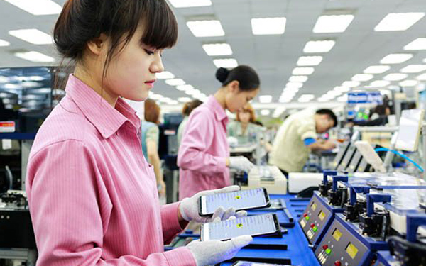 Exports of phones and computers exceed 10 billion USD