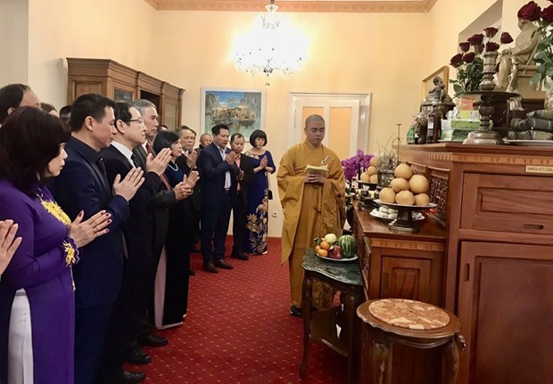 Legendary national founders commemorated abroad