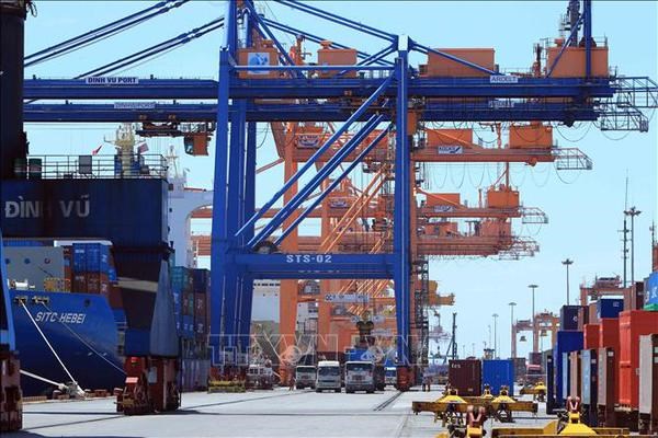 Vietnam enjoys 2 53 billion USD of trade surplus in four months