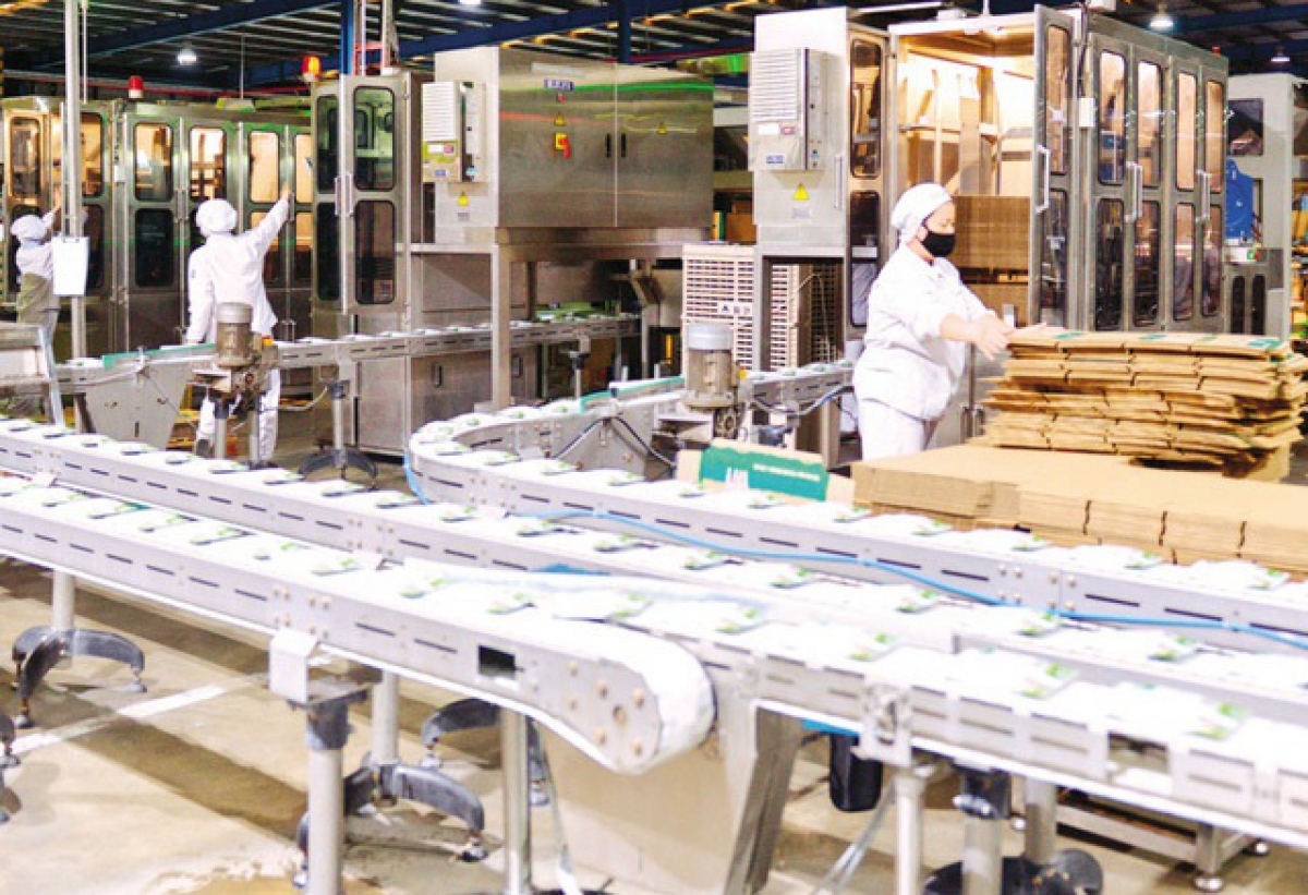 Bac Ninh allows firms to receive workers returning to work