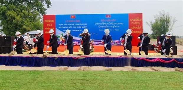 Vietnam helps Laos develop irrigation system