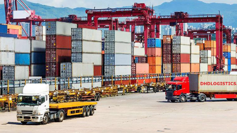 Total export and import turnover hits over 200 billion USD