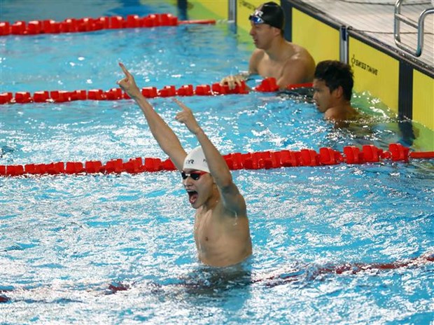 Vietnamese swimming team exceeds gold medal target at SEA Games 31