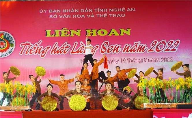 Singing festival celebrates 132nd birthday of President Ho Chi Minh