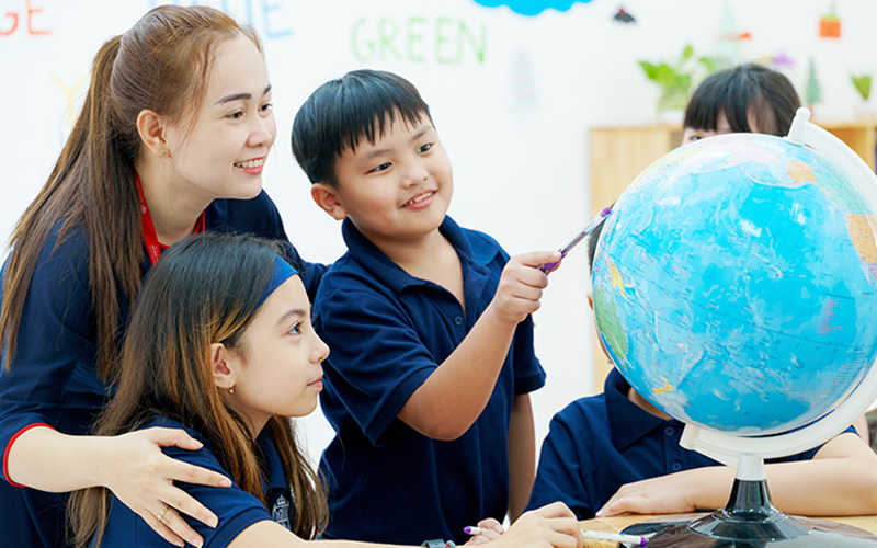 Vietnam places 59th, up five notches in global education rankings