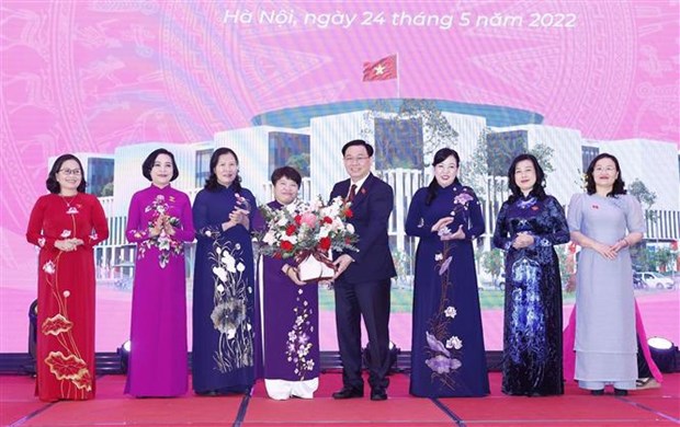 Top legislator lauds contributions of female NA deputies to nation