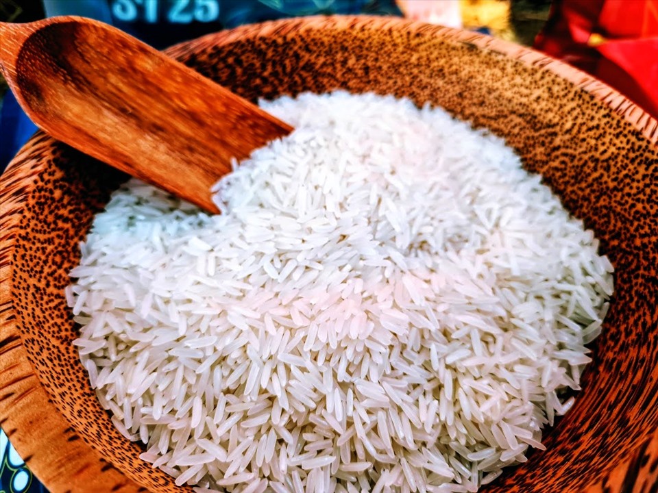 Thai rice price rises, Vietnamese rice price remains stable