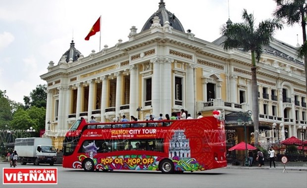 Hanoi offers free bus services to delegates in celebration of SEA Games 31
