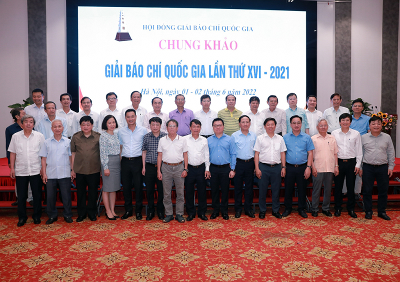 115 works to be honored at 16th National Press Awards Ceremony