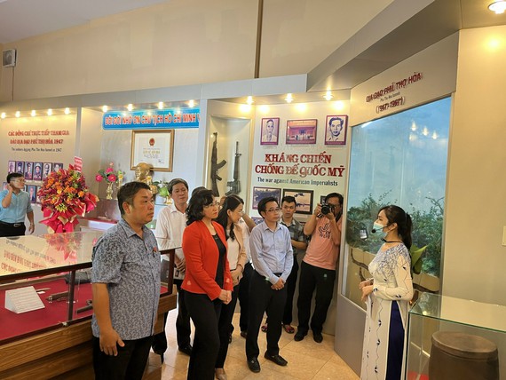 HCM City launches new tourism product in Tan Phu district