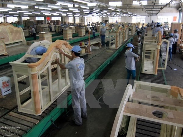 Domestic firms to receive consultations on wooden furniture export to Canada