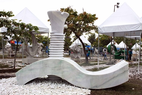 Clôture du camp international de création de sculptures de Hô Chi Minh-Ville
