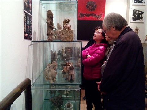 Arts premiers et art contemporain dialogue entre sculpteurs vietnamiens