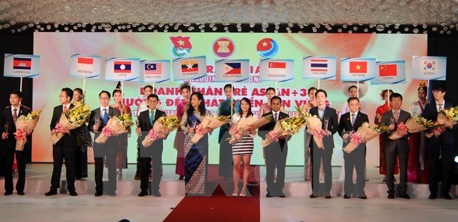 Remise de prix aux jeunes entrepreneurs de l’ASEAN+3