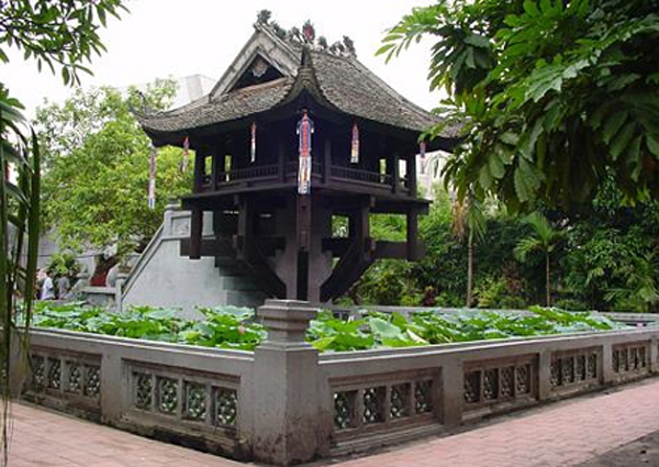 Exposition “Les caractéristiques culturelles du bouddhisme vietnamien”