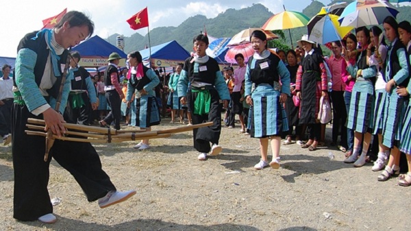 Nouvel An 2016 au Village touristico-culturel des ethnies vietnamiennes