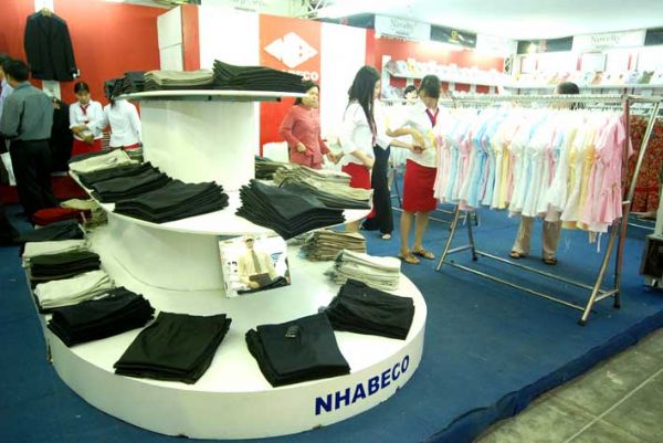 Ouverture de la foire  Mode du Vietnam 2015