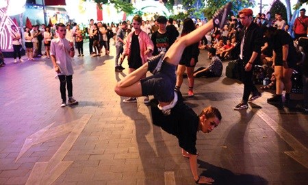Festival d’arts de la rue à HCM-Ville
