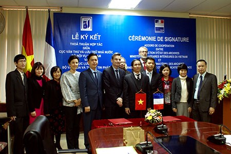 Vietnam-France coopération dans le secteur des archives