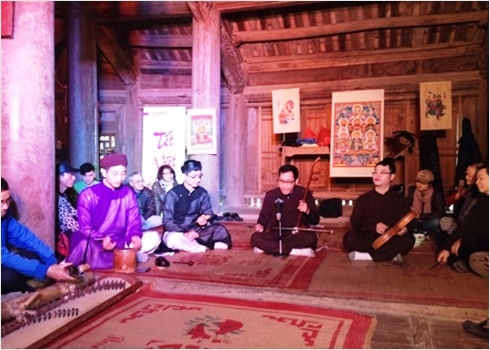 Découverte du Têt d’antan avec le groupe Đình làng Việt