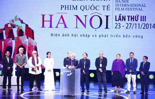 Préparation du 4e Festival international du film de Hanoi