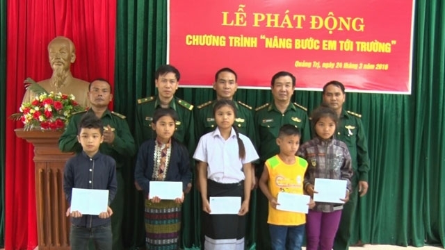 Programme philanthropique en faveur des enfants dans les zones frontalières Vietnam - Laos