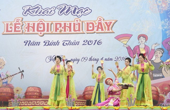 Ouverture de la Fête de Phu Dây 2016