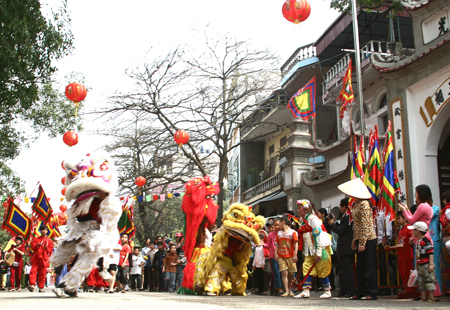 Ouverture de la fête populaire de Phô Hiên 2016