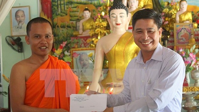 Vinh Long Félicitations aux Khmers à l’occasion de la Fête Chôl Chnam Thmây