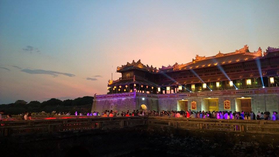 Nuit impériale au Festival de Hue 2016