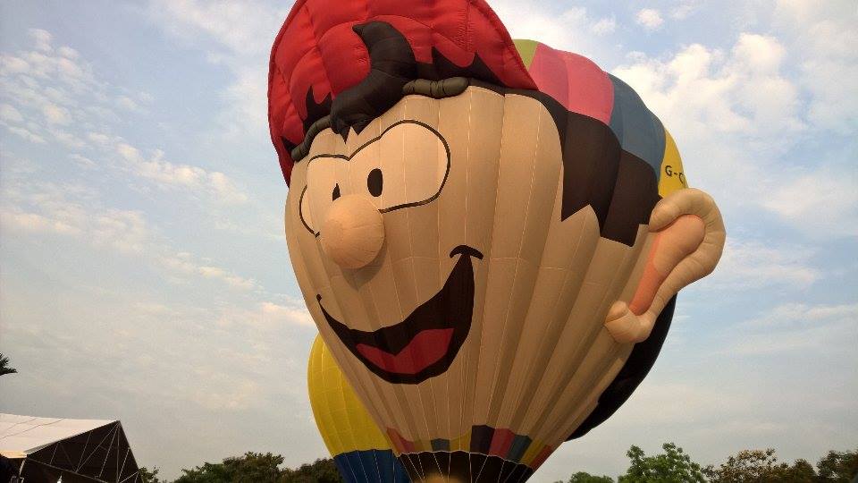 Festival de Hue 2016 début du Festival international de montgolfières